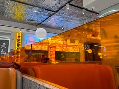 -黄记煌三汁焖锅(新佳丽江汉路店)