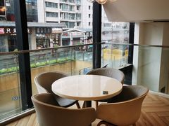 靠窗位-PETIT PARIS 小巴黎(凯德1818店)
