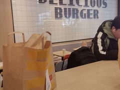 -麦当劳(宁波火车高铁站店)