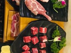 -唯成•韩国炭火烤肉 유성고기