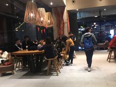 等位区-星巴克(成都太古里二店)