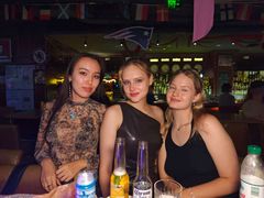 -味德西餐音乐酒吧 Wade's Bar&Grill