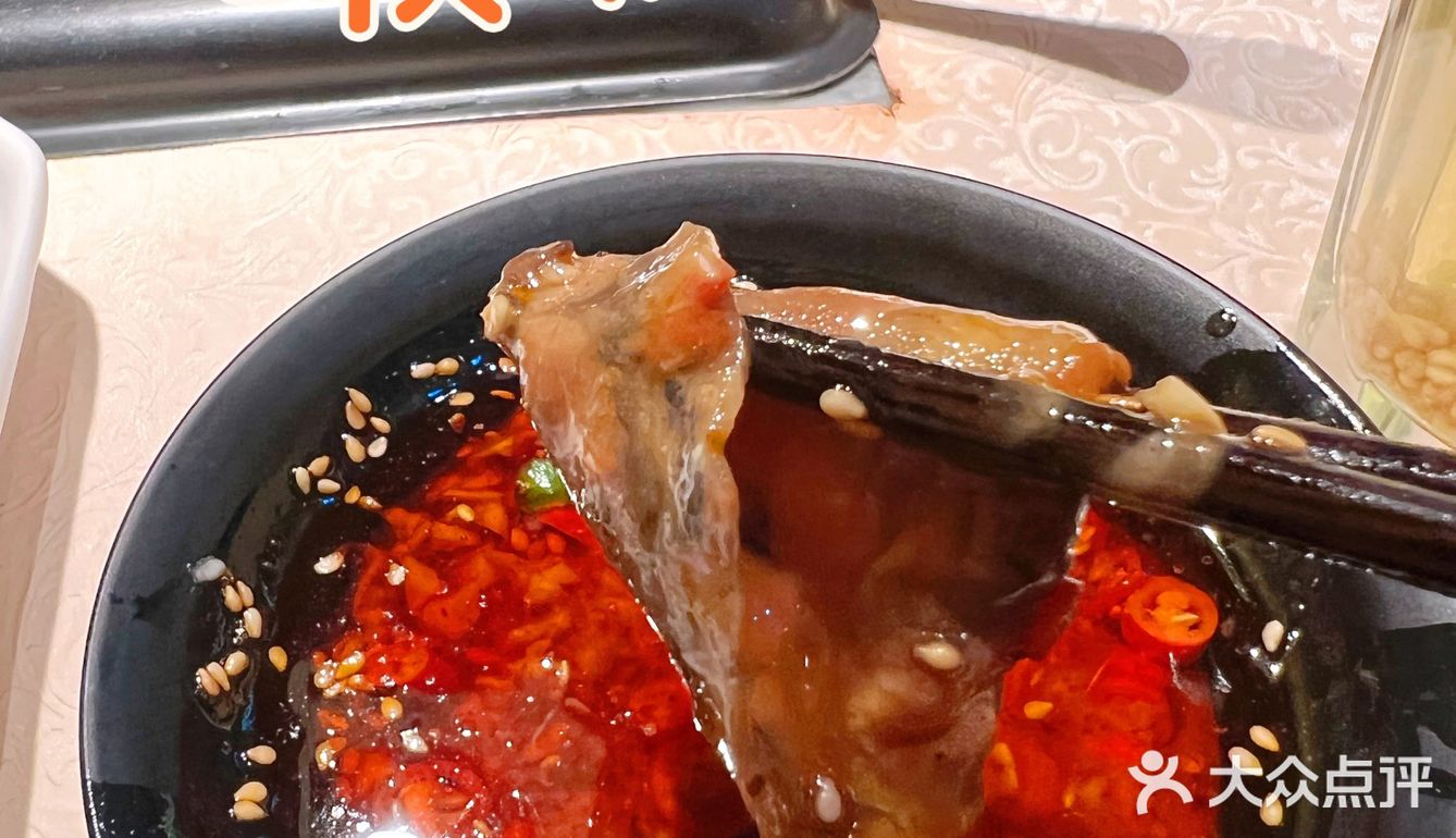 天冷第一餐火锅～牛蛙鱼头兼得