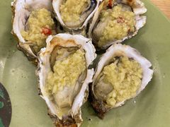炭烧蒜蓉生蚝-贞姨美食·老字号海鲜大排档