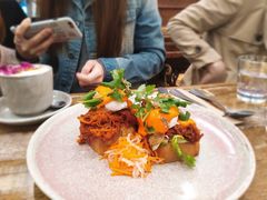 Cha&nbsp;Siu&nbsp;Pulled&nbsp;Poke&nbsp;&nbsp;&nbsp;Egg&nbsp;Benny-FLOVIE FLORIST CAFE