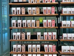 -Laderach 莱德拉(上海环贸iapm店)