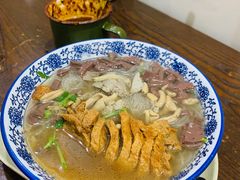 -叶新小吃店(来凤小区总店)