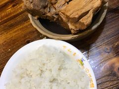 -万和春排骨砂锅米饭(湖北路店)