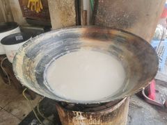 -云南大锅豆浆店