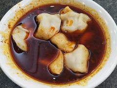 酸辣水饺-春阳水饺(香槟广场店)