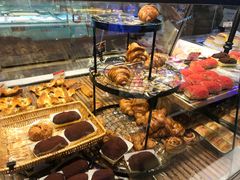 -巴黎贝甜(大宁国际商业广场店)