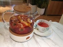 缤纷莓果茶-蜜桃花开·中西融合菜E&W(南长街店)