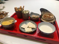 -九十九顶毡房(阜石路店)