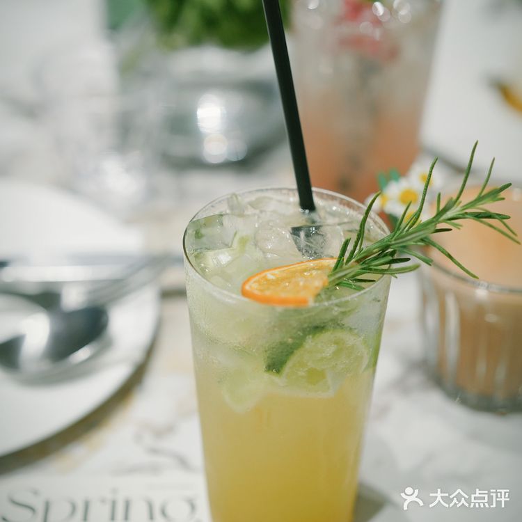 沛家小雏菊🌼适合小仙女的brunch天花板