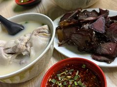 -雷祖芳老妈蹄花店