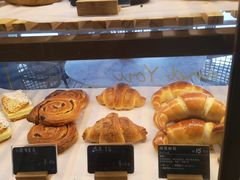 -BONBON BAKERY
