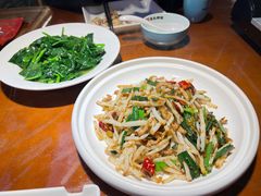 -魏铭鱼头捞饭(晋阳路店)