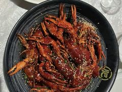-肥肥虾庄·金牌油焖大虾(首义路店)