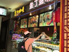 -海口骑楼小吃街