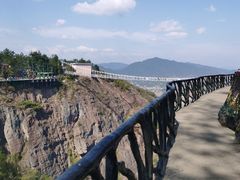 -玻璃桥景区石牛寨