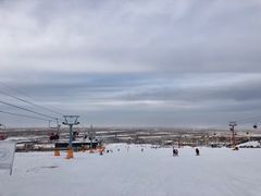 -丝绸之路山地度假区滑雪场