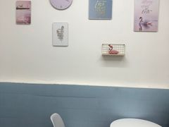 用餐区-美肴冰品·汉堡·牛腩饭(总店)