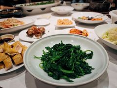清炒豆苗-申粤轩酒楼·三十年粤菜经典(丁香花园店)