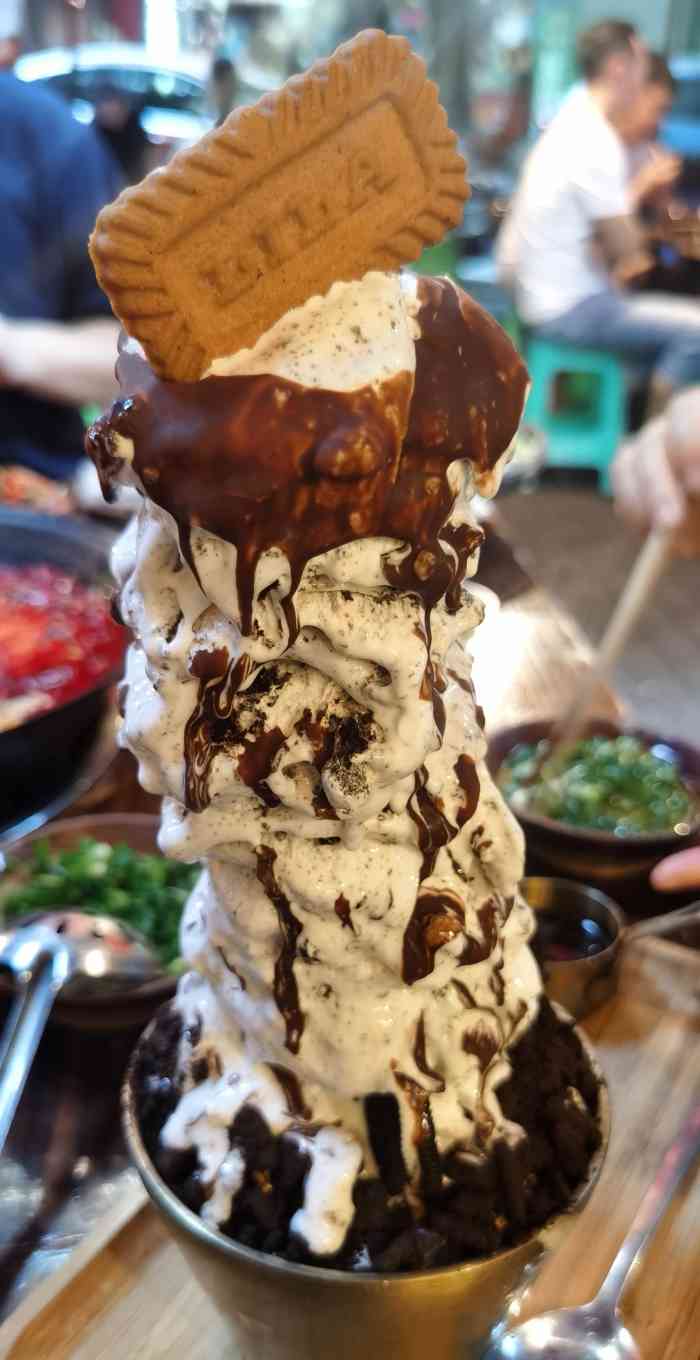 楠火锅(四小区总店)-"暂时只有老店才吃得到的甜品冰沙.据说是分.