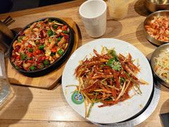 -延边河坝烧烤串城(车公庙店)