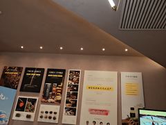 -灸春堂·艾灸·痛症·整脊连锁(之江银泰店)