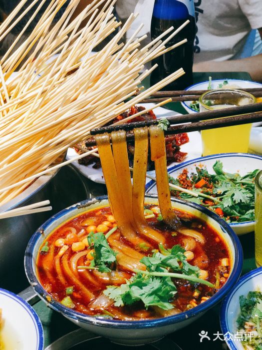 肆角壹圆夜市麻辣烫(春熙路店)图片