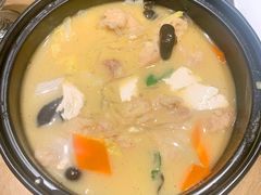 京城酥肉锅-四季民福烤鸭店(西单华威约饭街店)