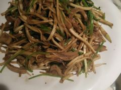 -梁家大院•农家菜(昆山会展中心店)