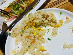 -鉳里小馆·烤鱼·大虾·烧鸡公