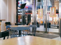 大堂-HELLO 27 意面·沙拉·帕尼尼