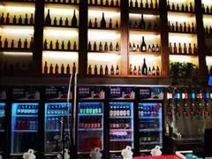 -雪熊哈尔滨烧烤·精酿啤酒·砂锅(中央胜境店)