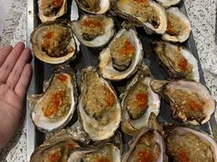 -蚝哥花姐湛江烤生蚝(美丽湾市场店)