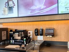 -星巴克臻选(上海长风大悦城店)