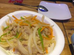 至尊肥牛饭-花腰餐吧Bistro烧烤 傣味(传媒大学店)