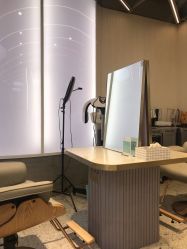-PE SALON 