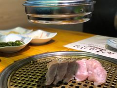 -唯成•韩国炭火烤肉 유성고기