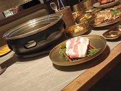 -草家酱蟹炭火烤肉店(珲春南路一店)
