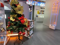 -反斗乐园π·电玩·高空拓展·蹦床(龙华天虹店)