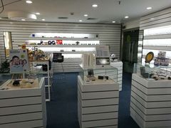 -优视力蔡司眼镜验配中心(越秀城市广场奥莱店)