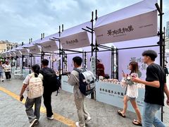 -万达广场(南昌红谷滩店)