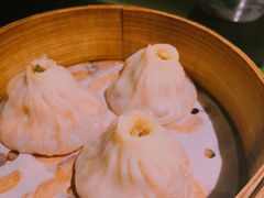 蟹粉小笼包-老头儿油爆虾·知味杭州(爱琴海购物中心)