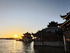 -龙天小镇