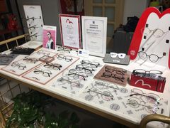 -肆兮眼镜·蔡司·徕卡战略合作店(大坪店)