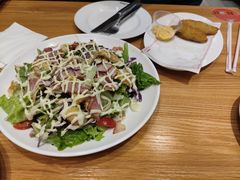 烟熏鸡肉凯撒沙拉-米斯特比萨(光华桥凯德MALL天津湾店)