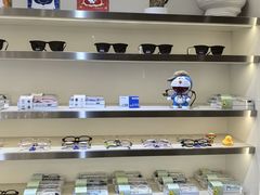 -视野联行眼镜·蔡司·尼康·豪雅·依视路(青浦宝龙店)